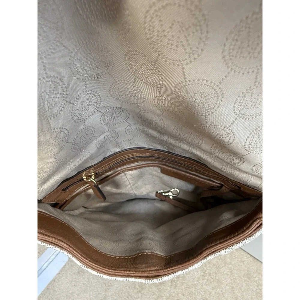 Michael Kors White Jet Set Item Signature Medium Tassel Flip Top Shoulder Bag